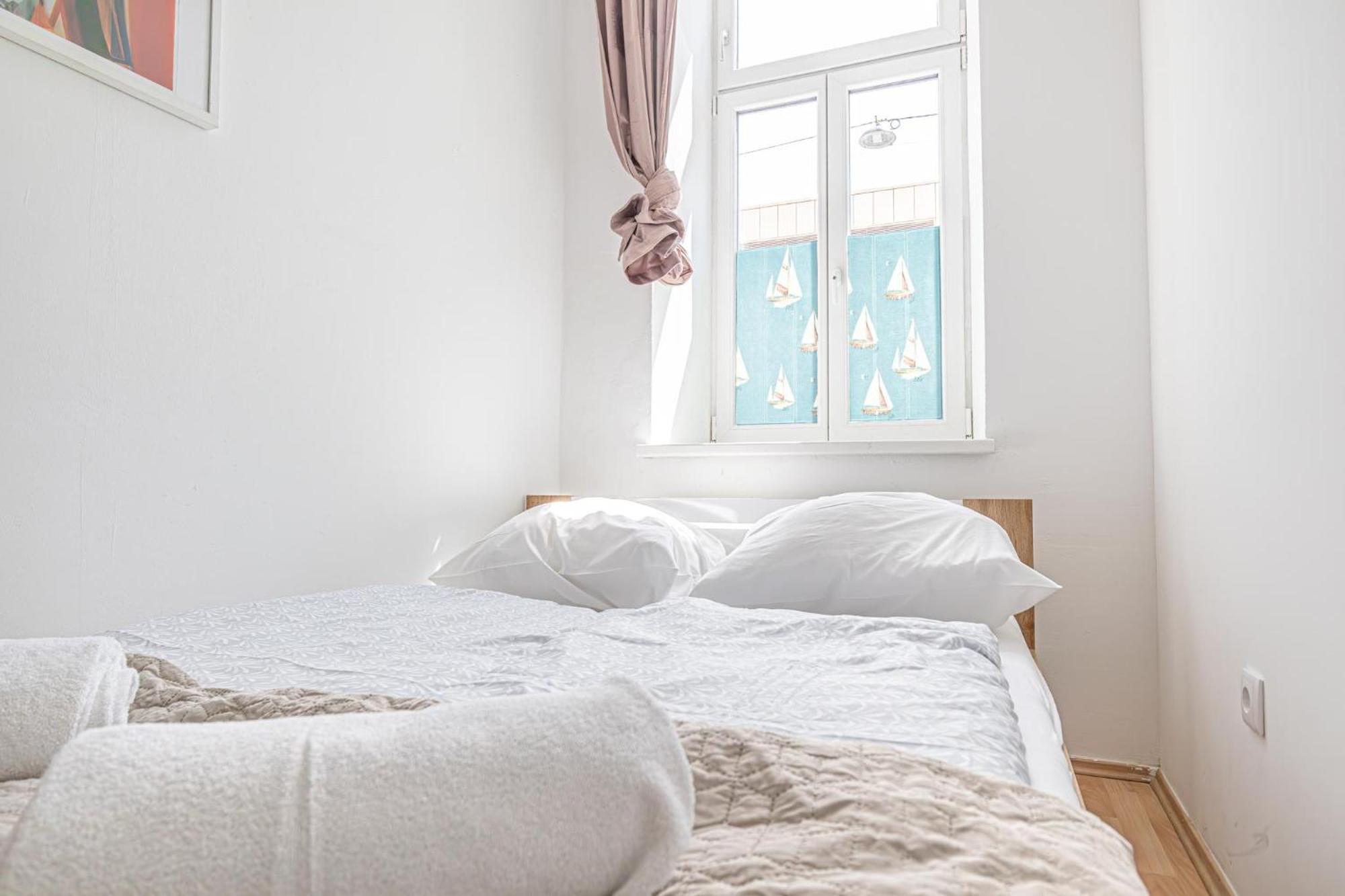 Loevly Shared 6Br With Garden Near Danube & Millenium City 비엔나 외부 사진