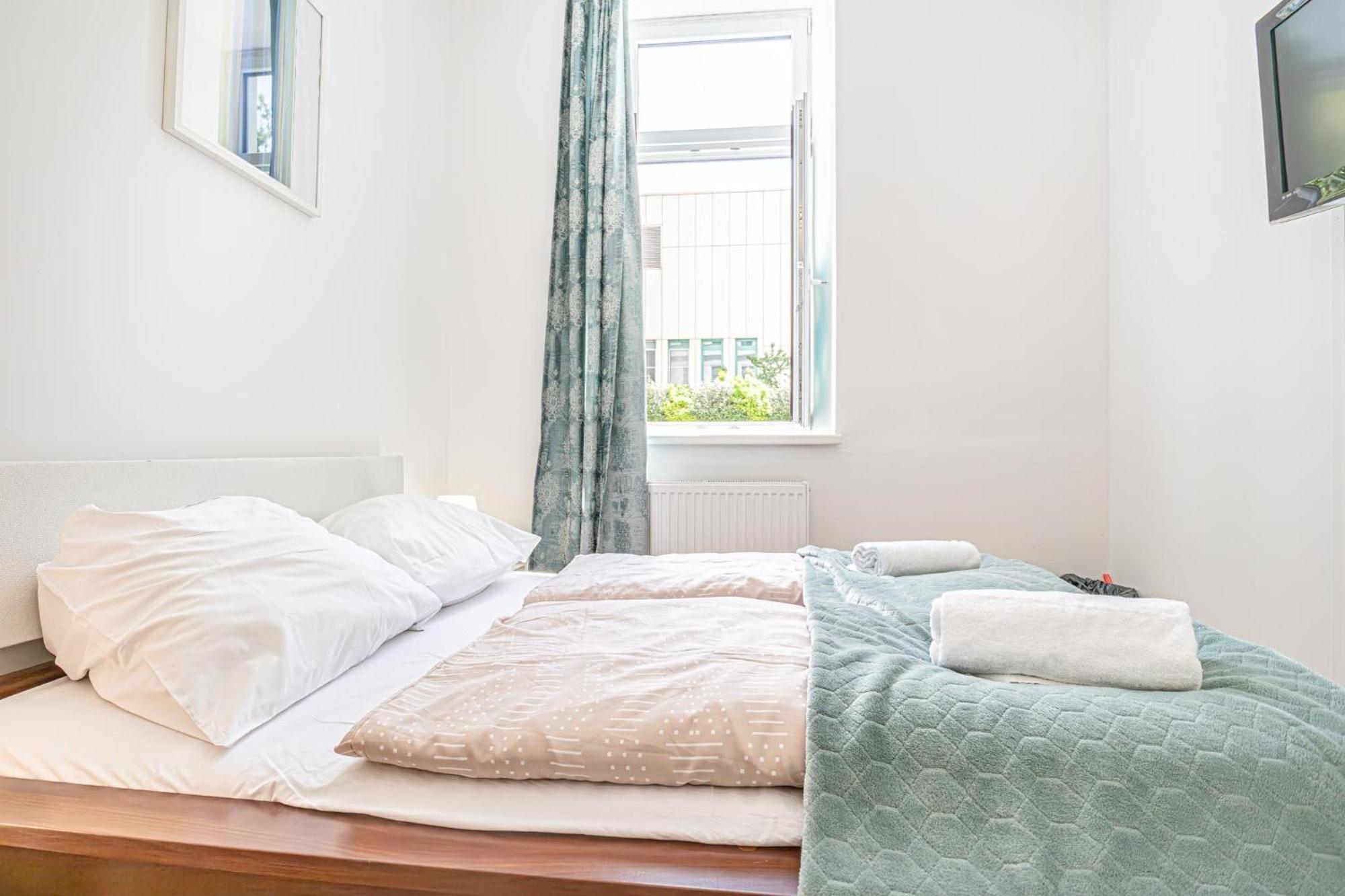 Loevly Shared 6Br With Garden Near Danube & Millenium City 비엔나 외부 사진