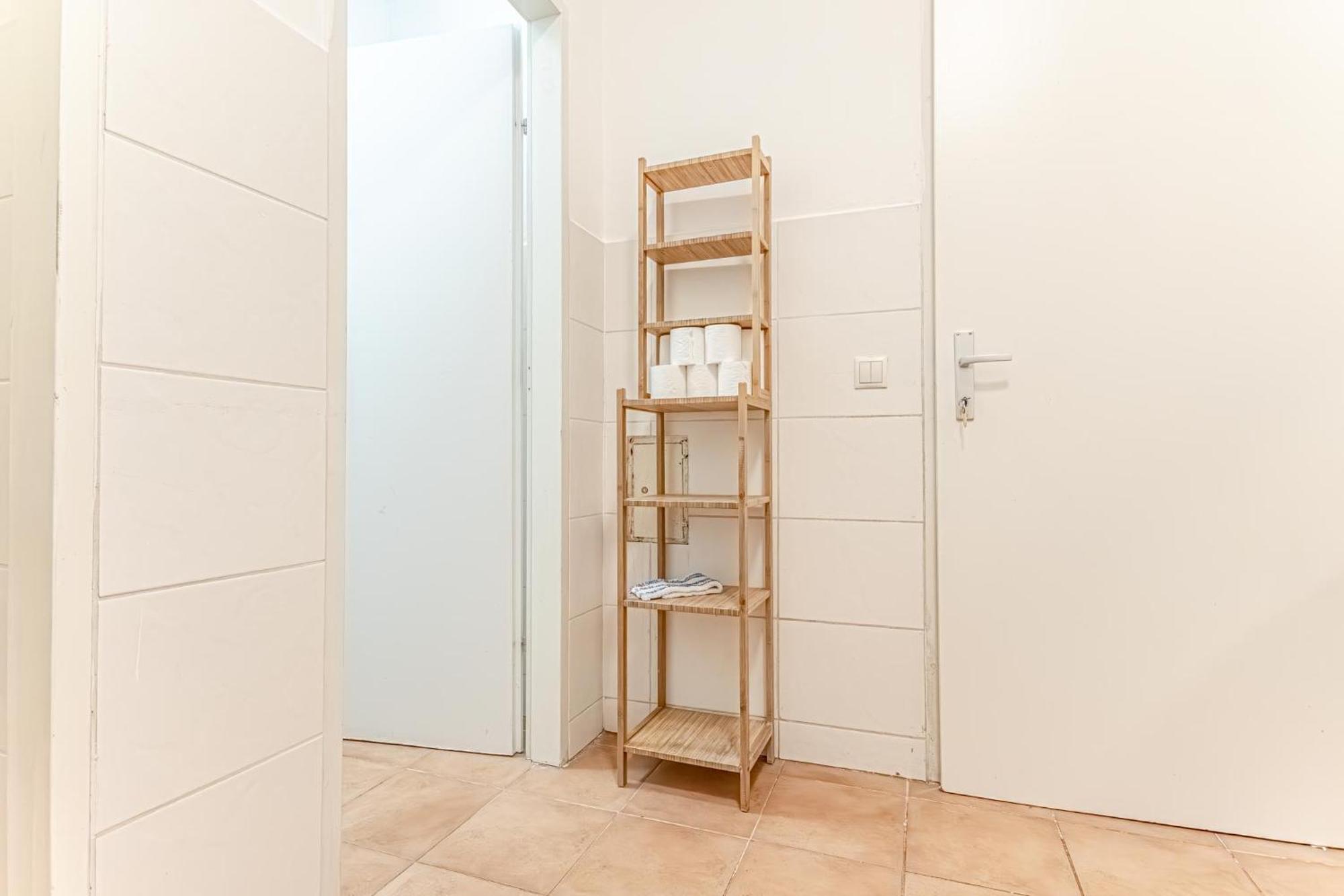 Loevly Shared 6Br With Garden Near Danube & Millenium City 비엔나 외부 사진