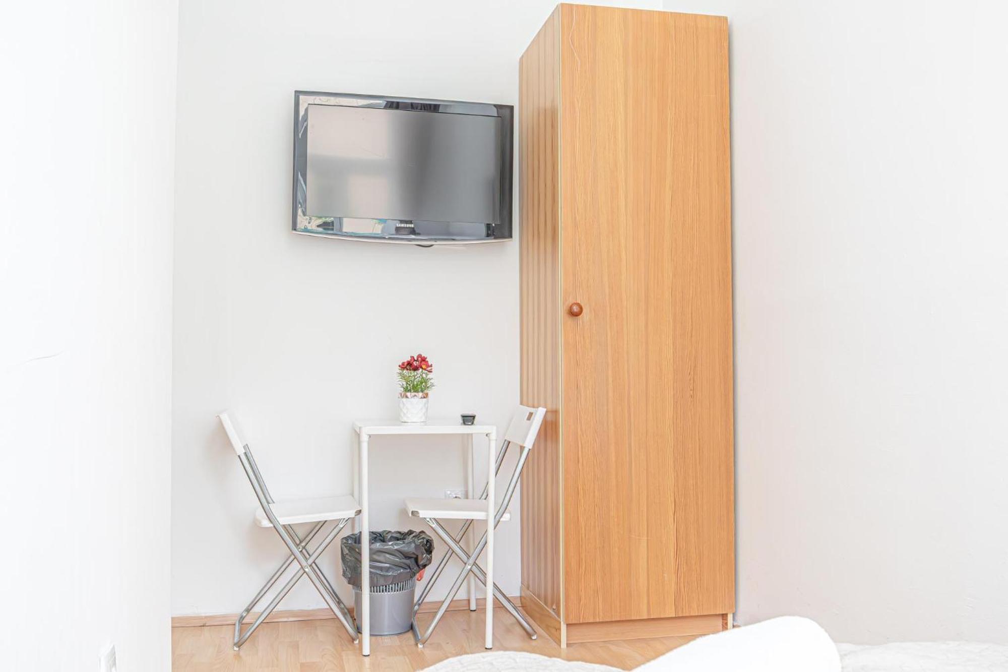 Loevly Shared 6Br With Garden Near Danube & Millenium City 비엔나 외부 사진