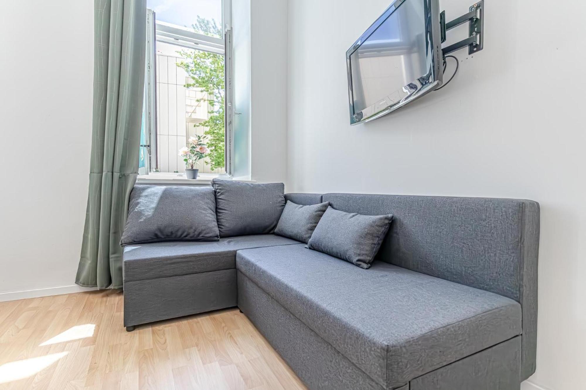 Loevly Shared 6Br With Garden Near Danube & Millenium City 비엔나 외부 사진