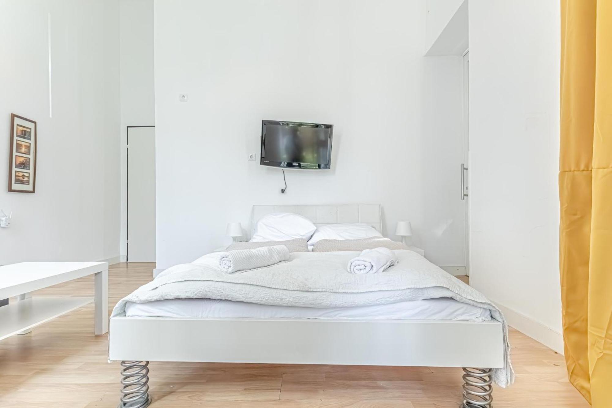 Loevly Shared 6Br With Garden Near Danube & Millenium City 비엔나 외부 사진