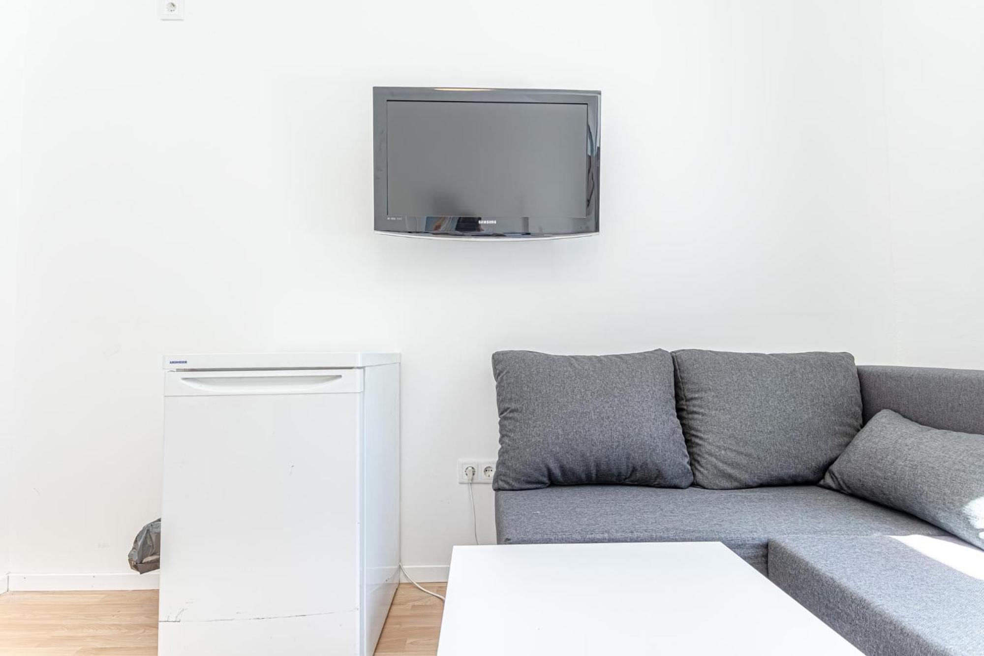 Loevly Shared 6Br With Garden Near Danube & Millenium City 비엔나 외부 사진