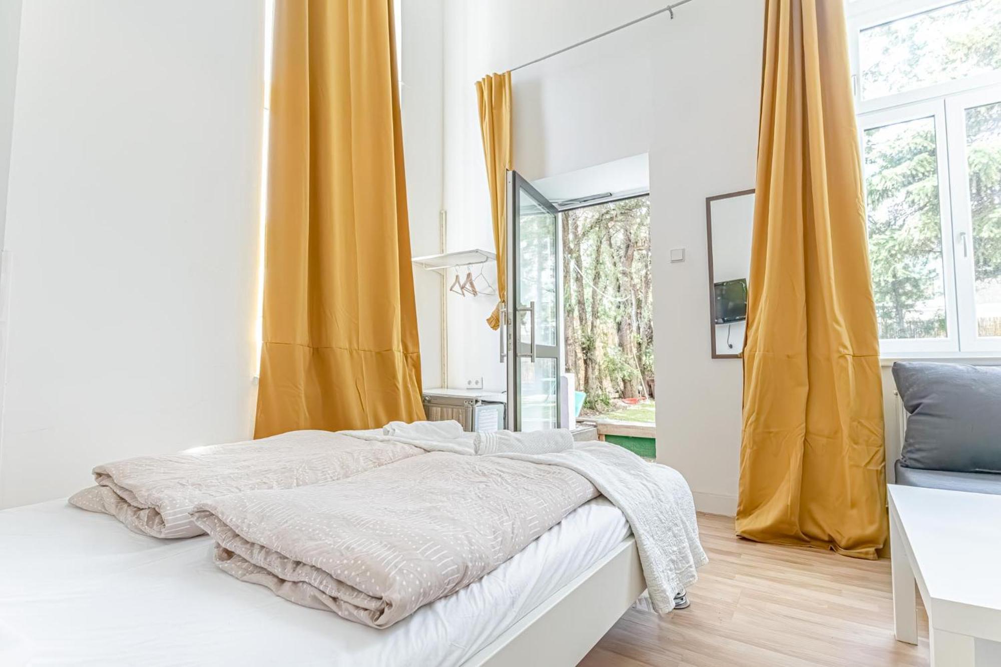 Loevly Shared 6Br With Garden Near Danube & Millenium City 비엔나 외부 사진