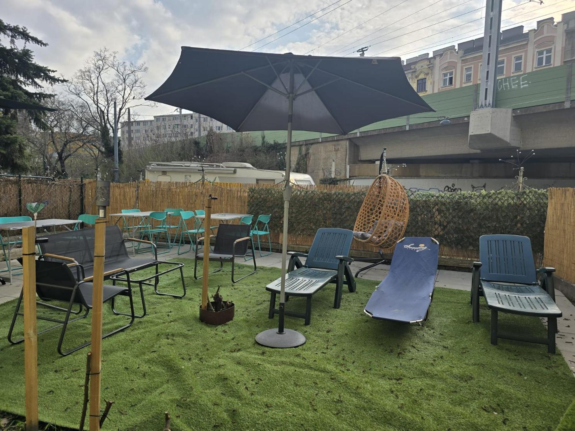 Loevly Shared 6Br With Garden Near Danube & Millenium City 비엔나 외부 사진